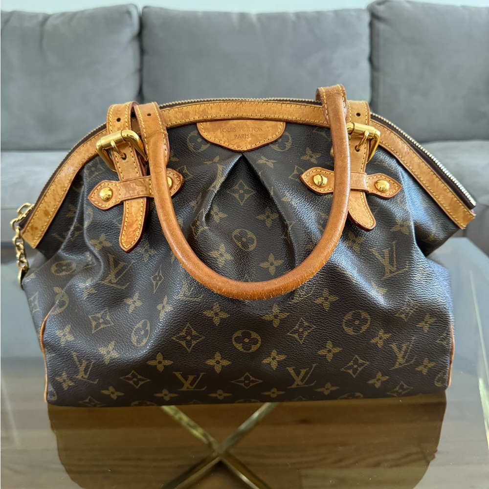 LOUIS VUITTON
Monogram Tivoli GM